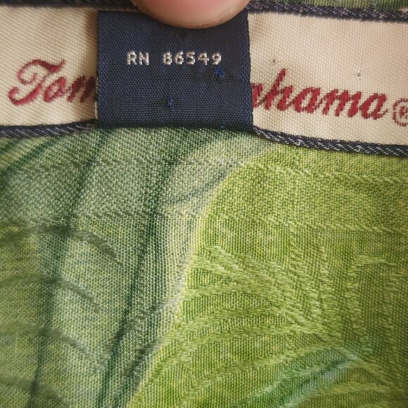 Tommy Bahama Shirt Mens Medium Silk Tropical Floral Leaf Relaxed Fit Button Up - Picture 8 of 12